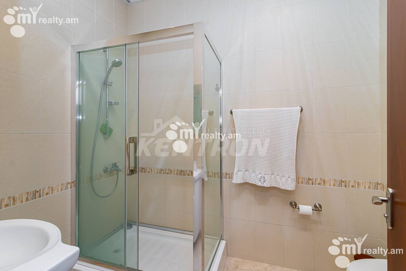 4 bedroom apartment for sale Baghramyan Ave (Kentron), Center Yerevan, 153674