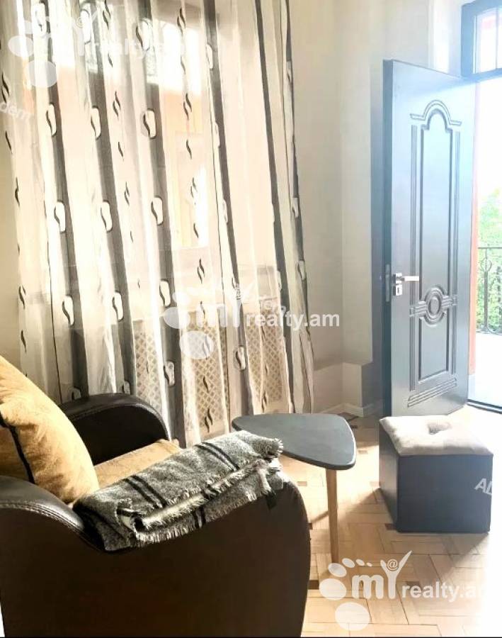 House for rent Charents St, Center Yerevan, 140934