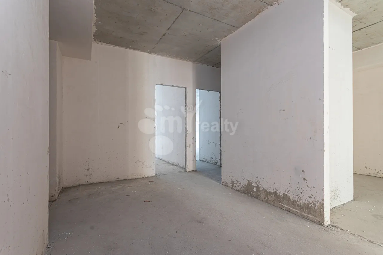 4 bedroom apartment for sale خیابان گِریبودوف, عربگیر ایروان, 157528