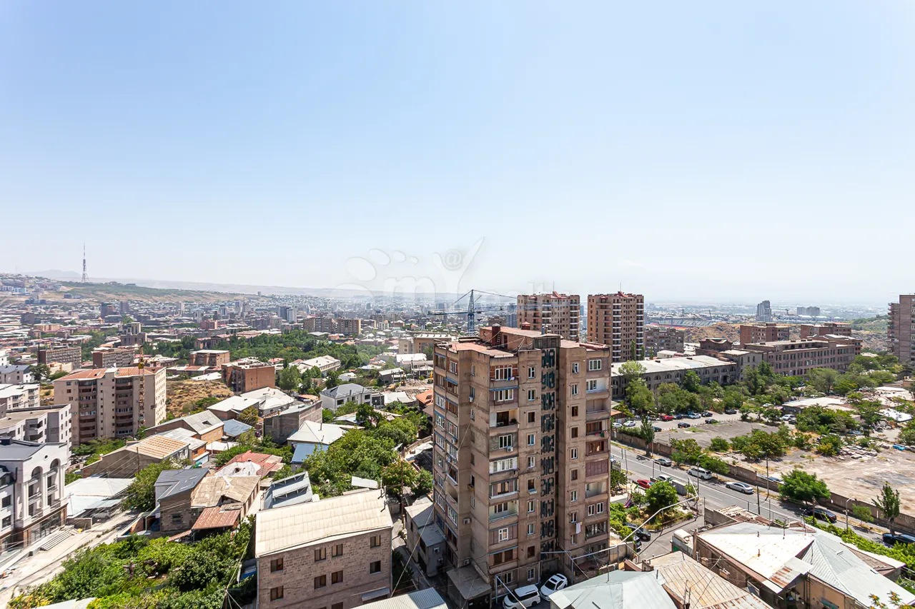 5 bedroom apartment for sale Aghbyur Serob St, Arabkir Yerevan, 161135