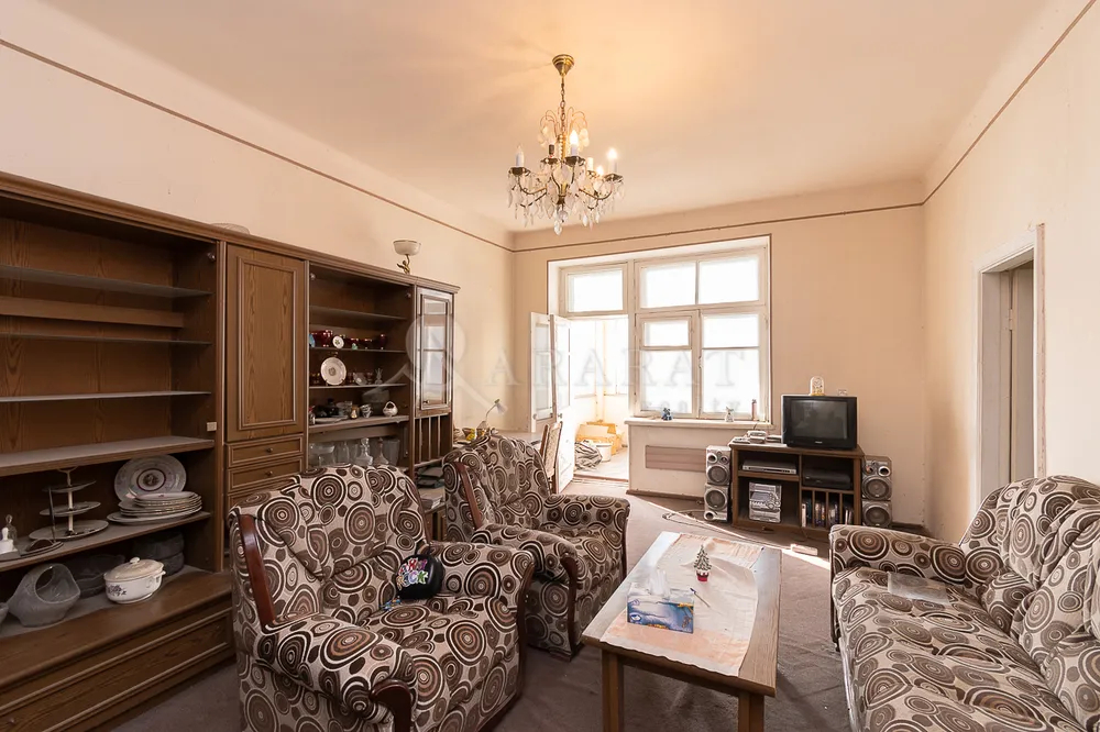 3-senyakanoc-bnakaran-vacharq-Yerevan-Center