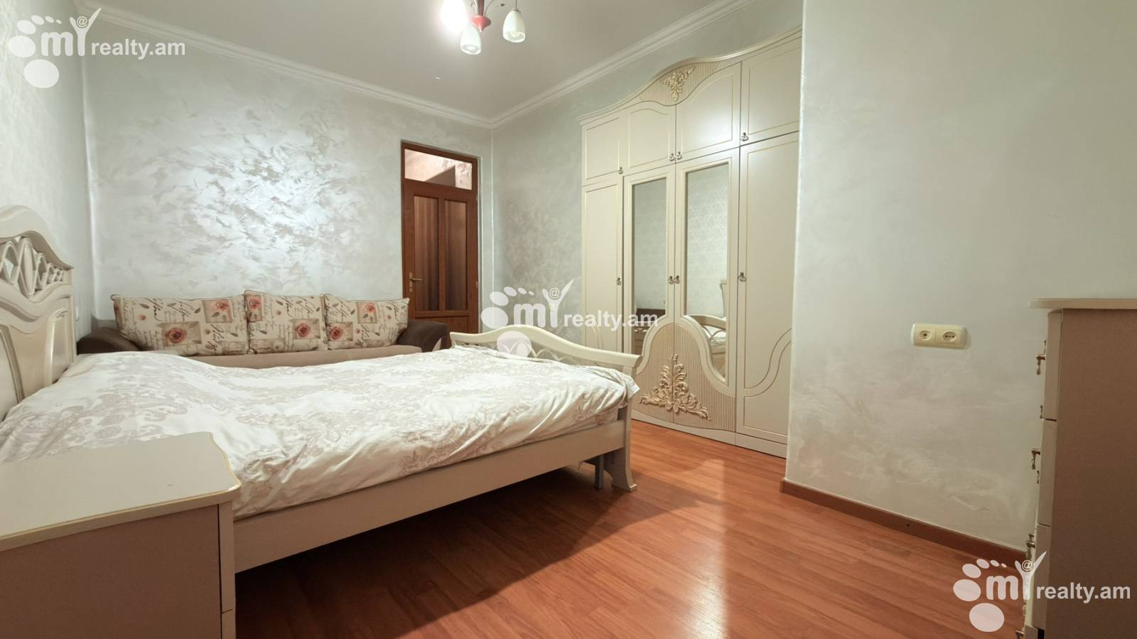 2 bedroom apartment for sale G.Lusavorich St, Center Yerevan, 159303