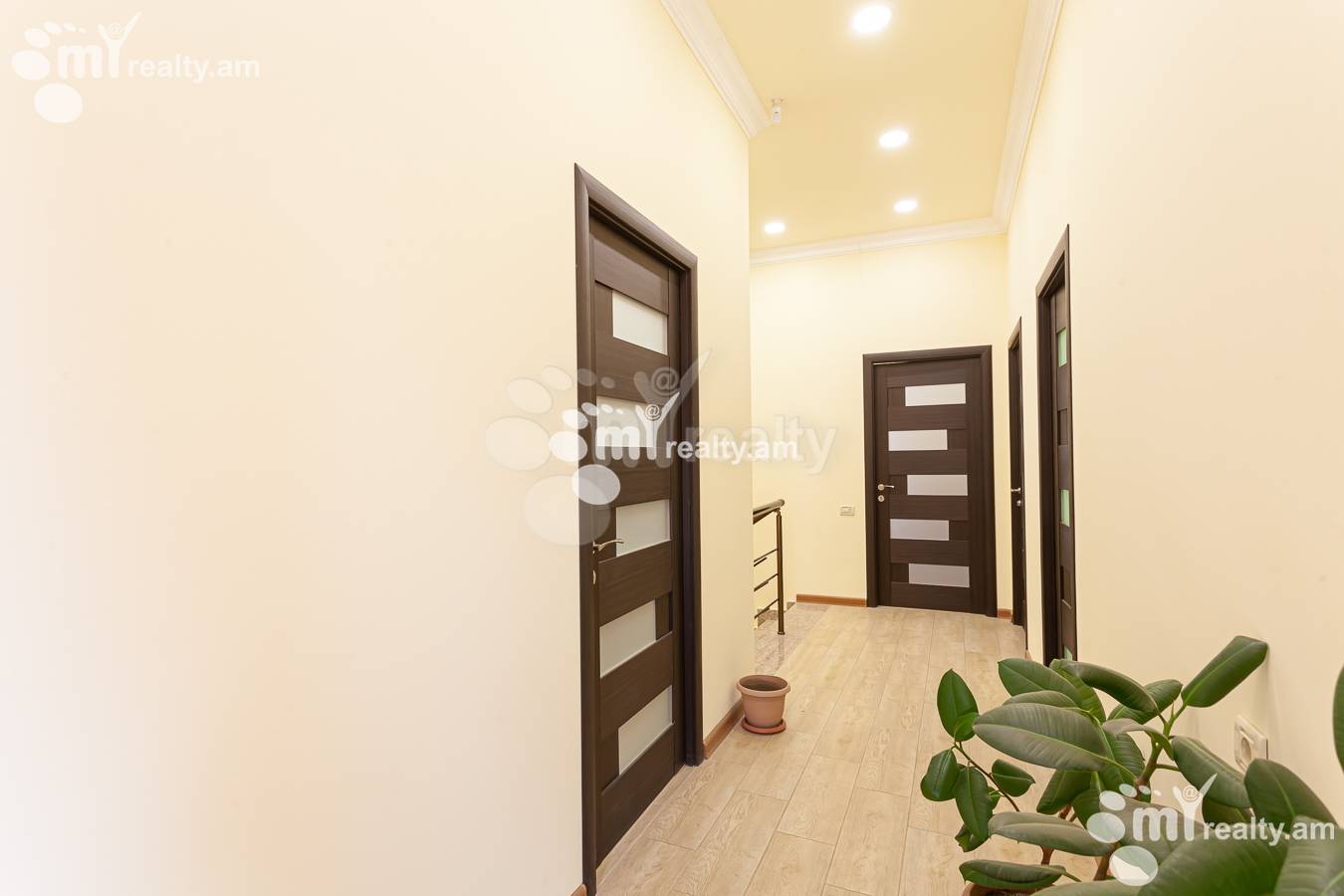 House for sale Paruyr Sevak dis., Awan Yerevan, 155370
