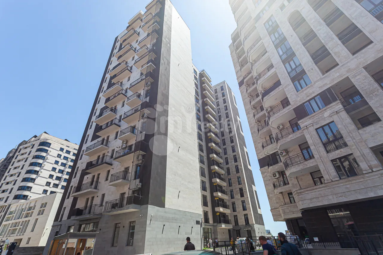 4 bedroom apartment for sale Leningradyan St, Adshapnjak Yerevan, 160860
