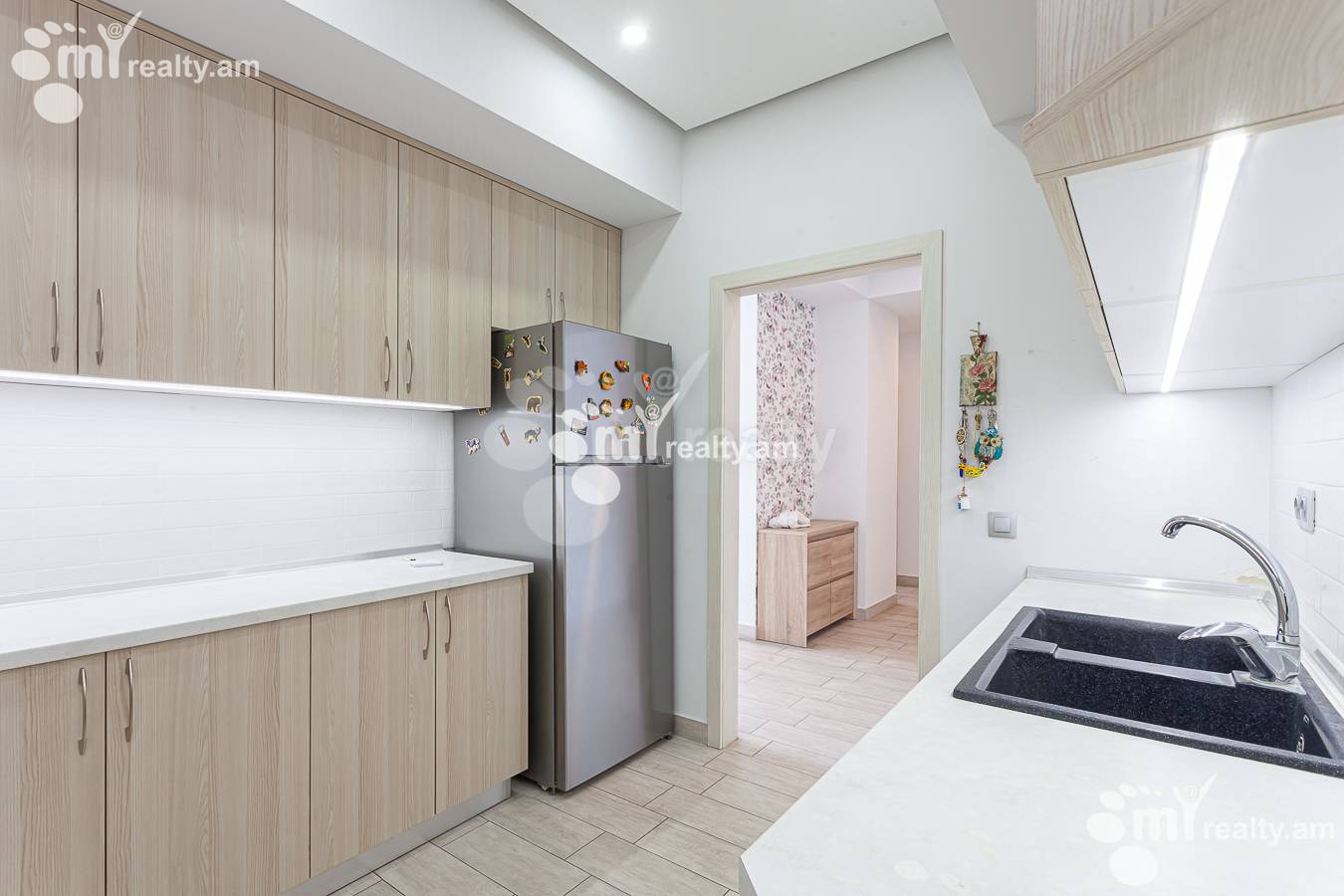 3 bedroom apartment for rent Tsitsernakaberd Highway, Center Yerevan, 148665