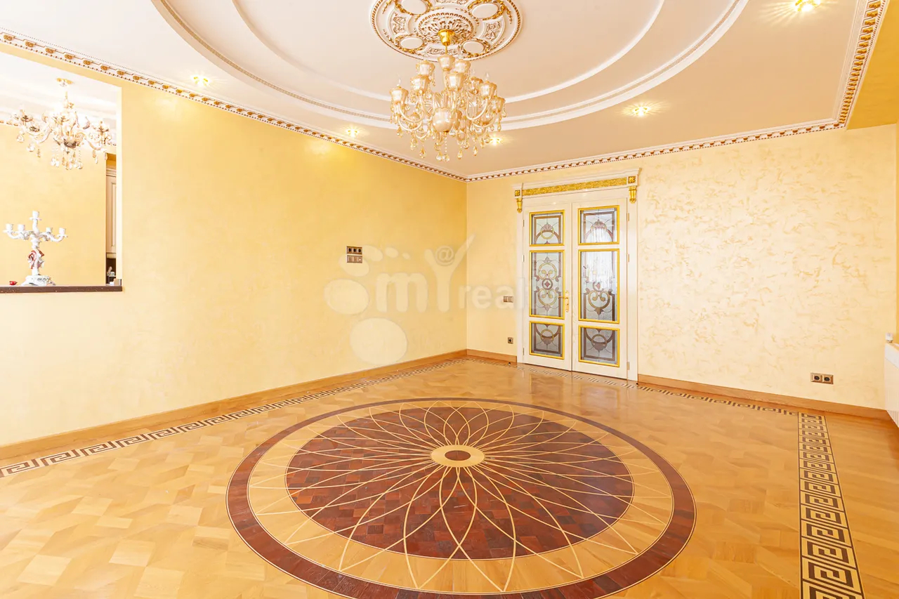 3 bedroom apartment for rent خیابان تِریان, مرکز شهر ایروان, 161460
