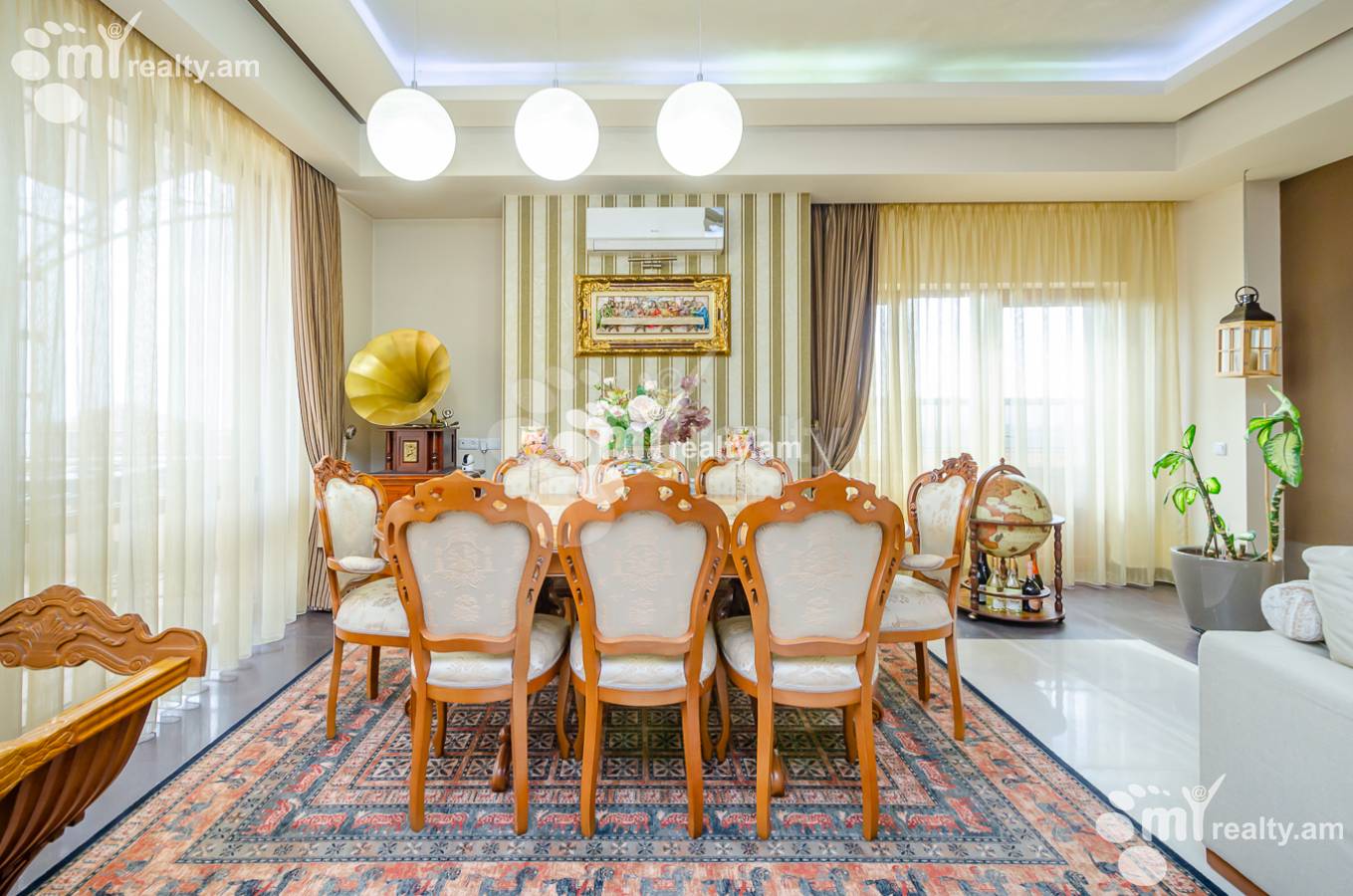 4 սենյականոց բնակարան  Կոմիտասի պող, Արաբկիր Երևան, 153021