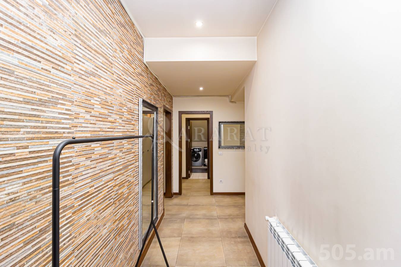 3 սենյականոց բնակարան  Անտառային փող, Կենտրոն Երևան, 153225