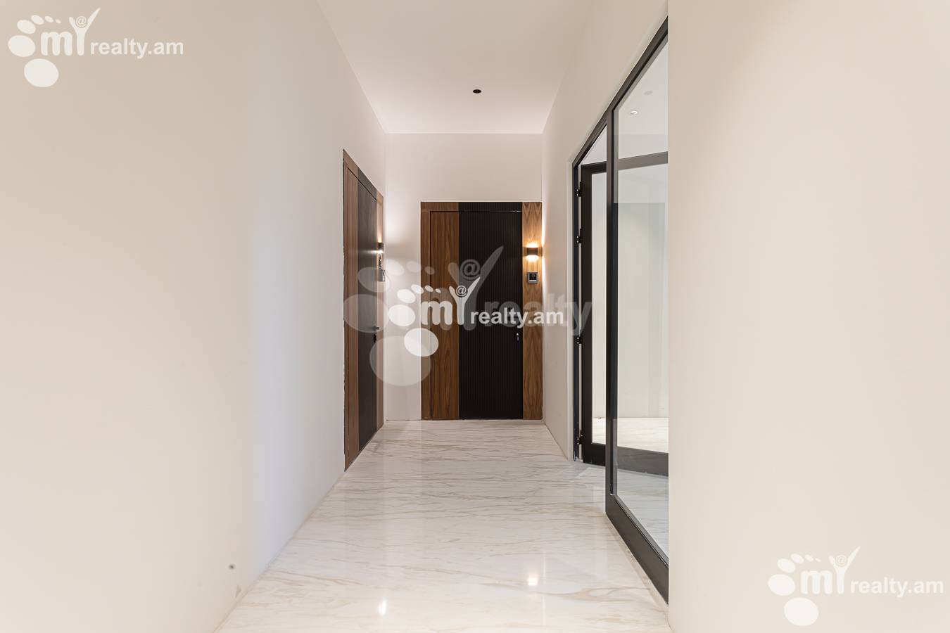 2 սենյականոց բնակարան  Գ. Հովսեփյան փող, Նորք-Մարաշ Երևան, 156819