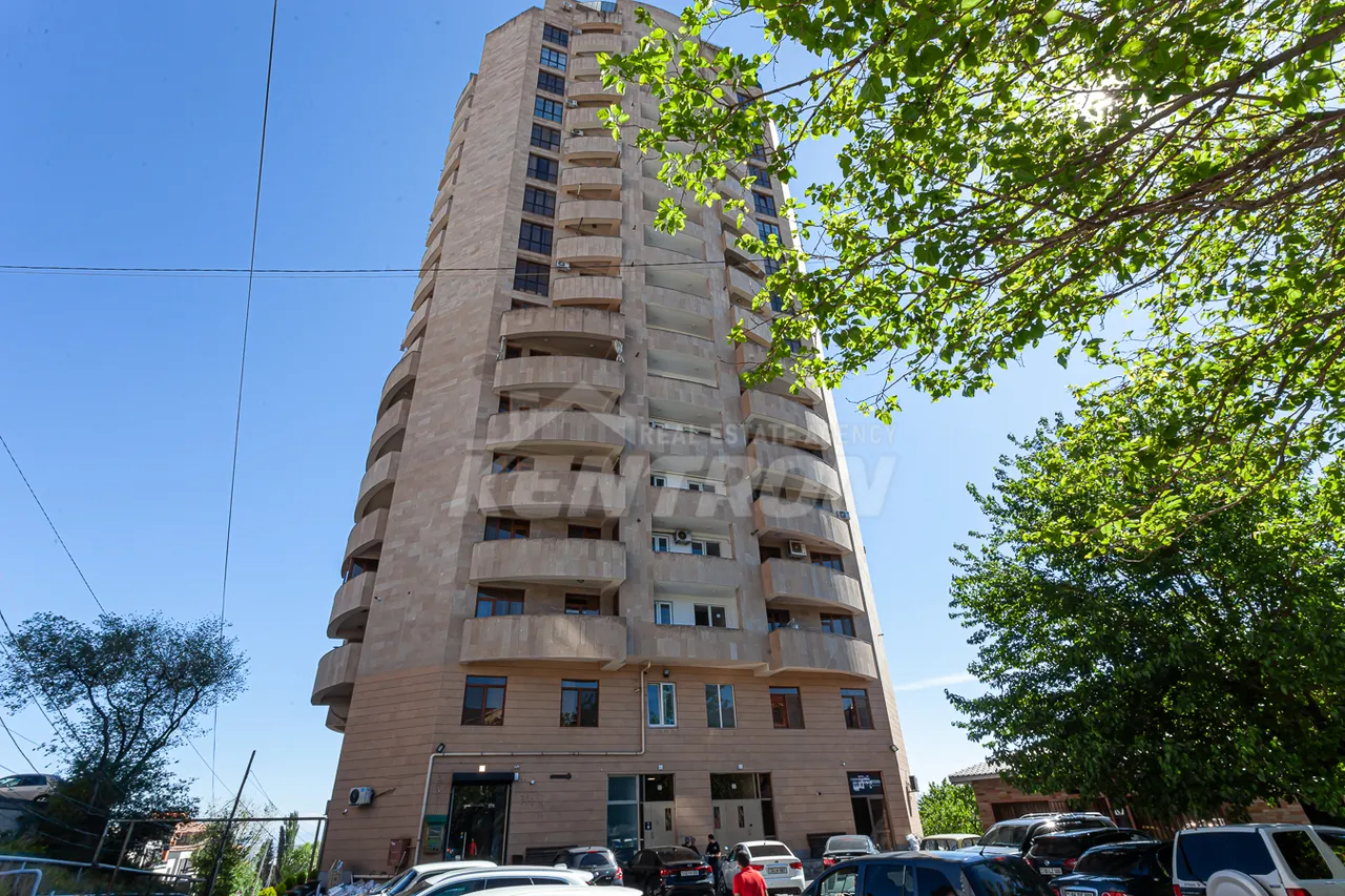 3 bedroom apartment for sale Hayrik Muradyan street, عربگیر ایروان, 157398