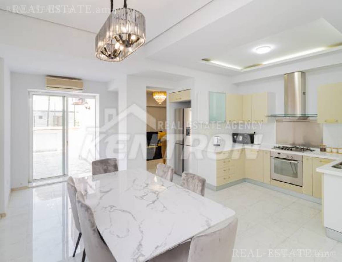 3 bedroom apartment for sale Sarmen St, Center Yerevan, 139638