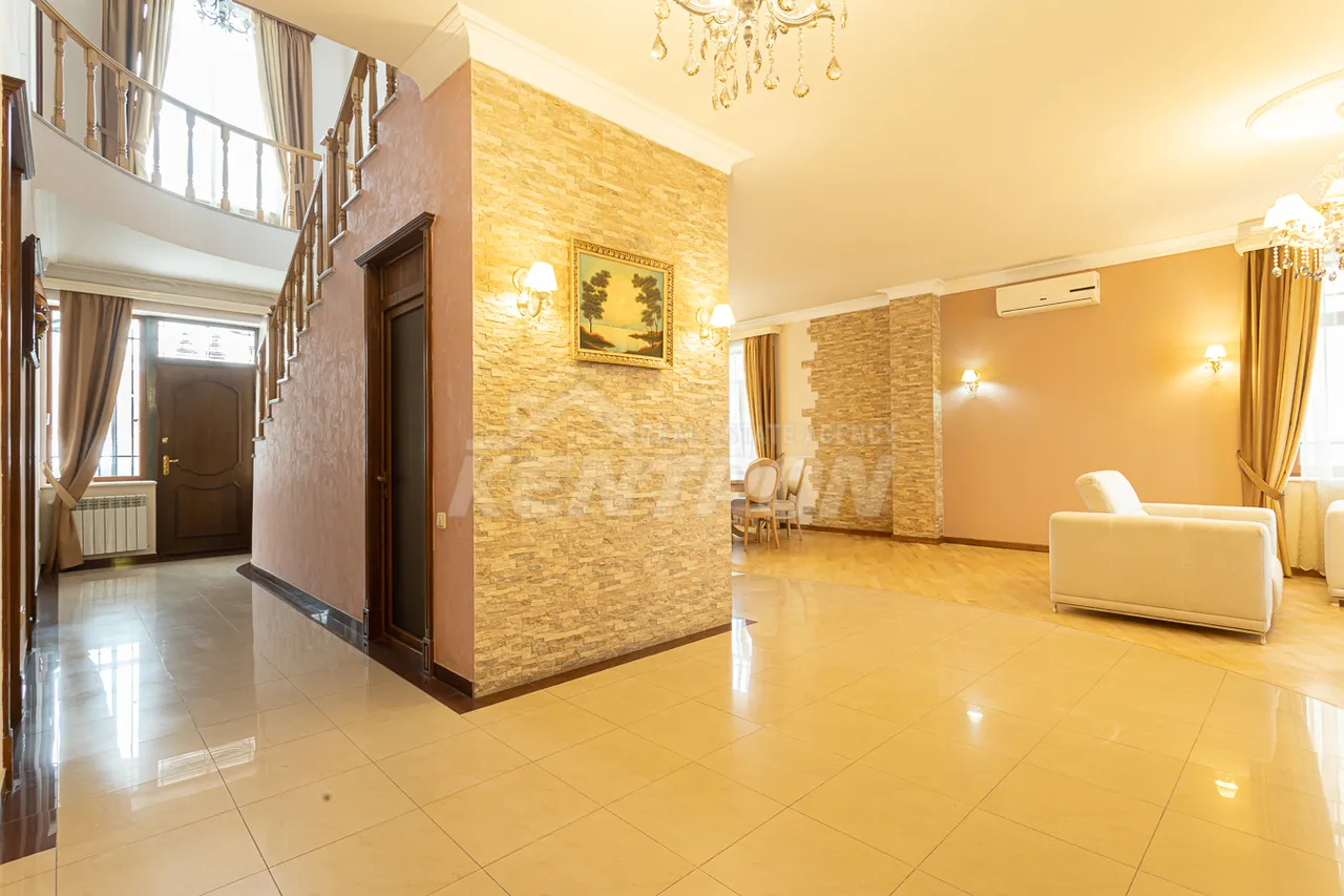 House for sale Tsarav Aghbyur St, Awan Yerevan, 159130