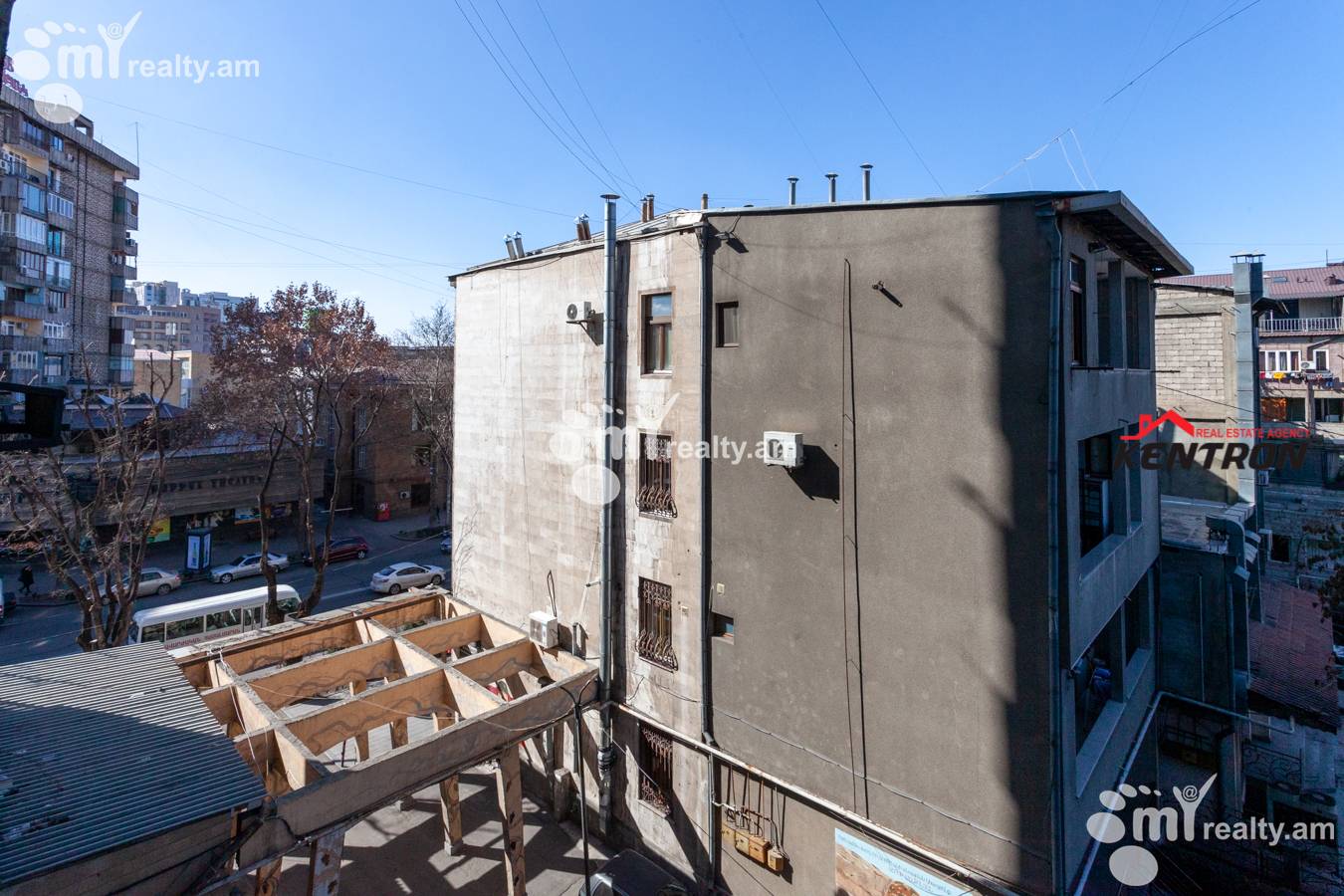 4 սենյականոց բնակարան  Սայաթ-Նովայի պող, Կենտրոն Երևան, 129910