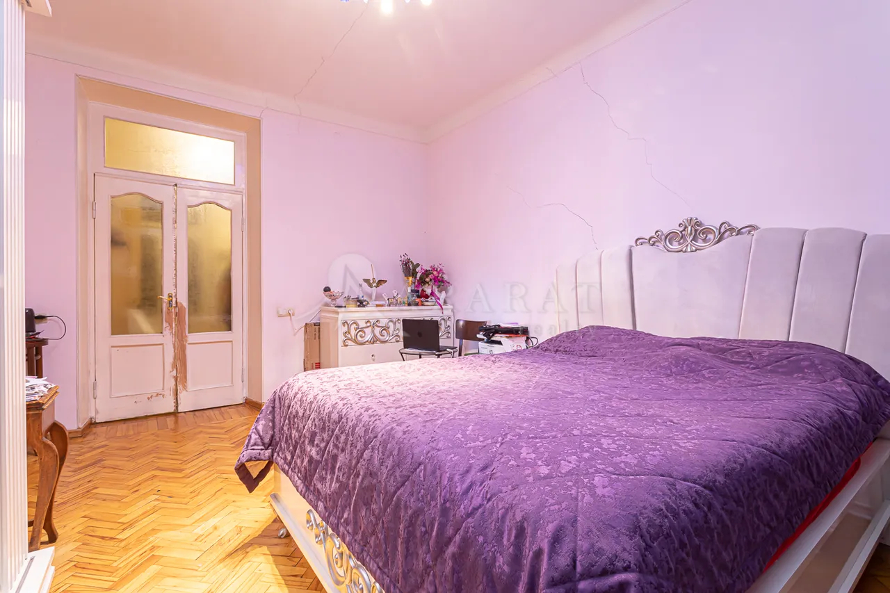 3 bedroom apartment for sale Tigran Mets Ave, Center Yerevan, 157731