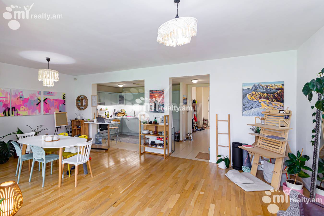 House for sale Teryan str, Wahagni Yerevan, 154558