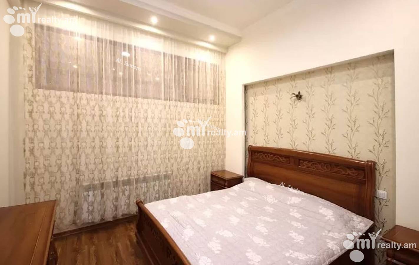 Снять 3 комнатную квартиру Арам ул, Центр Ереван, 124853