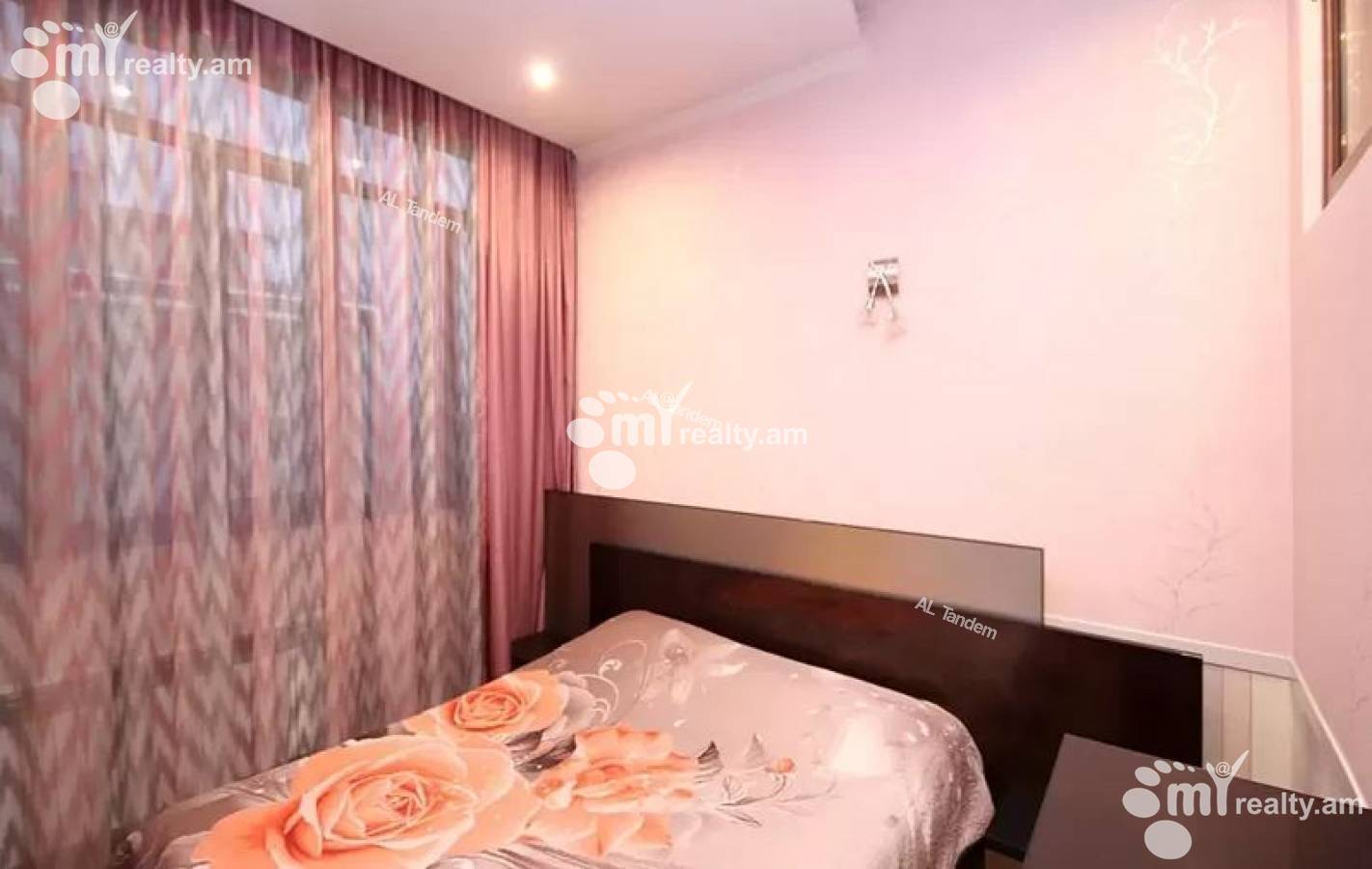 Снять 3 комнатную квартиру Арам ул, Центр Ереван, 124853