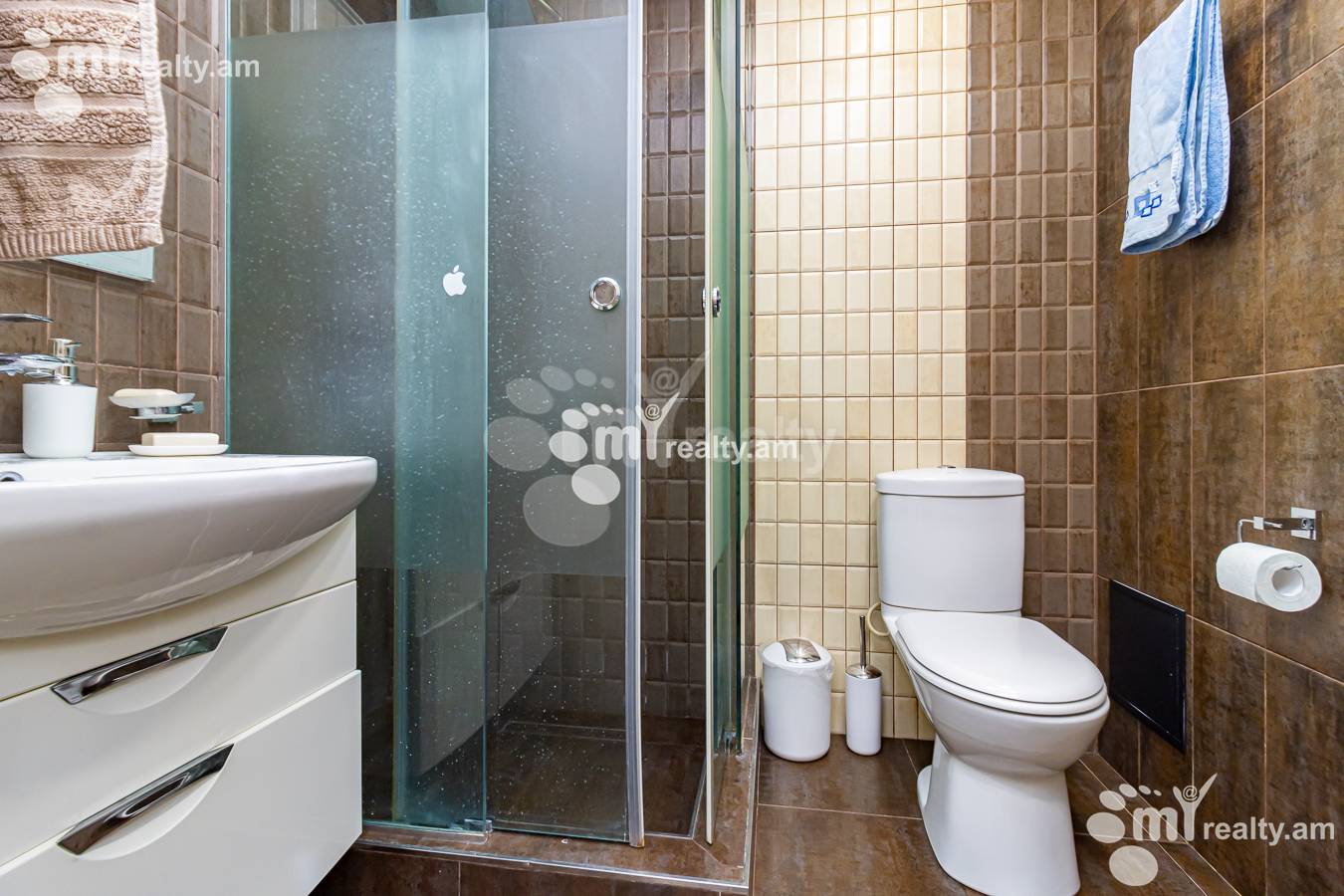 3 bedroom apartment for sale خیابان ناردُس, مرکز شهر ایروان, 139059