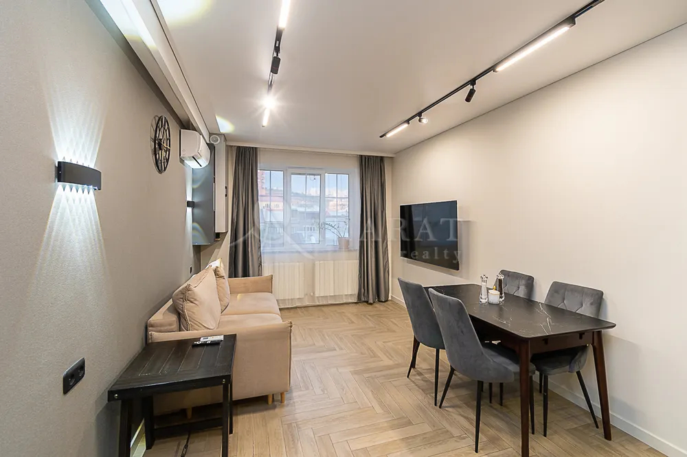 2-bedroom/apartment-for-sale/Ghazar+Parpetsi+St/Center/Yerevan