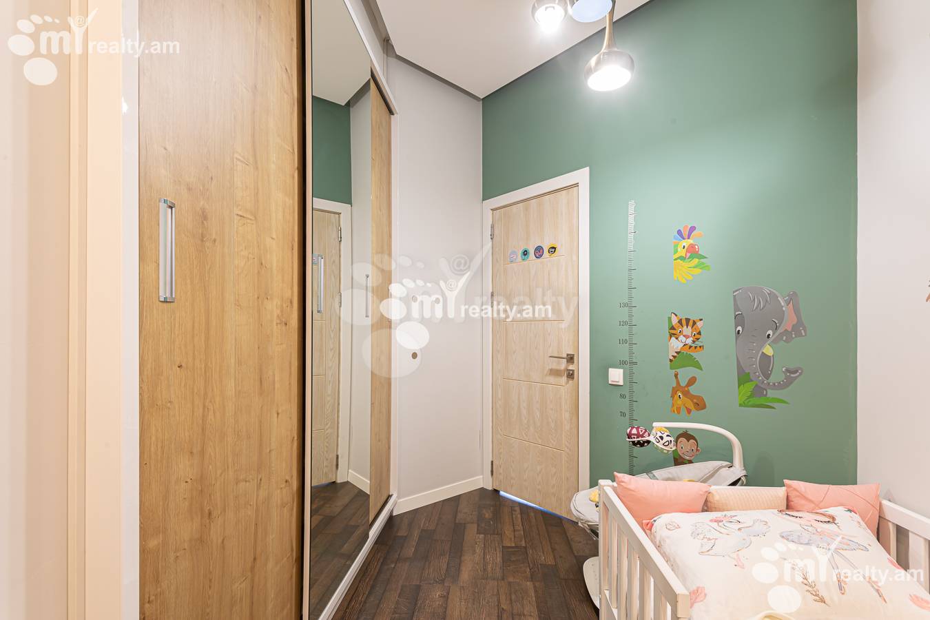 4 bedroom apartment for sale Kievyan St, Arabkir Yerevan, 156111