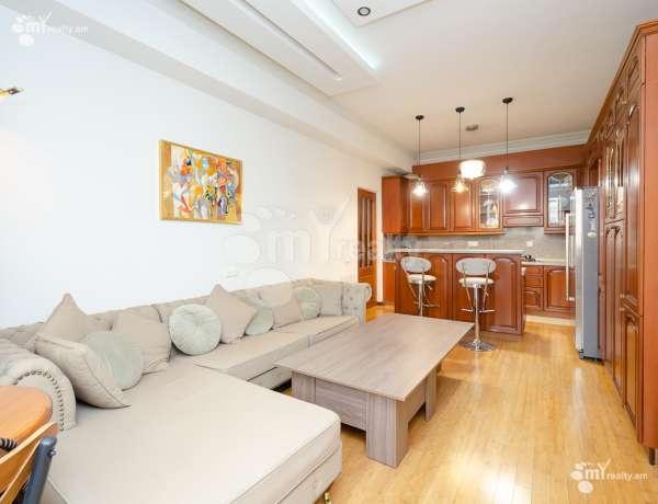 2-senyakanoc-bnakaran-vacharq-Yerevan-Center