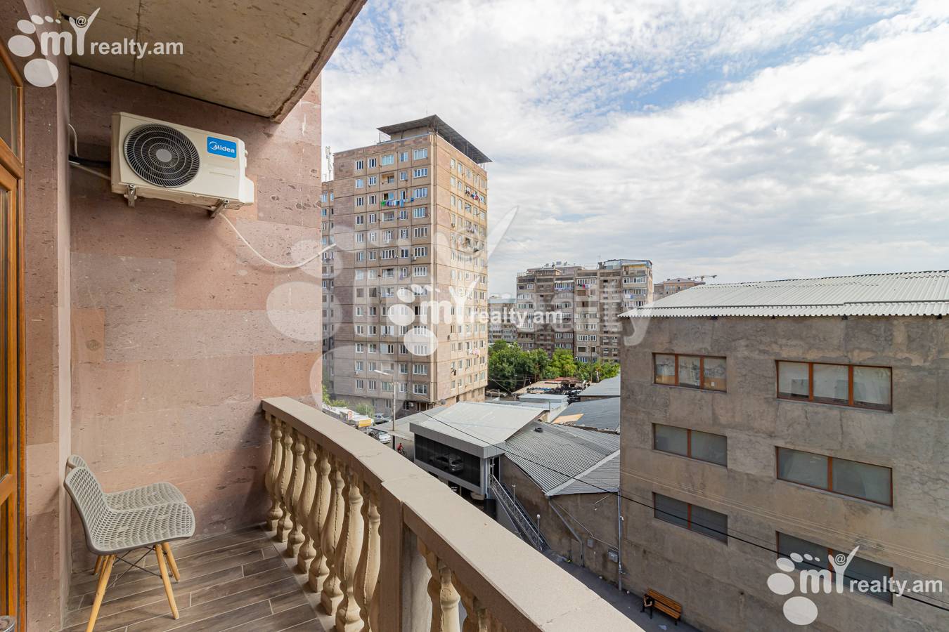 Կոմերցիոն տարածք վարձով Ադոնց փող, Արաբկիր Երևան, 136532