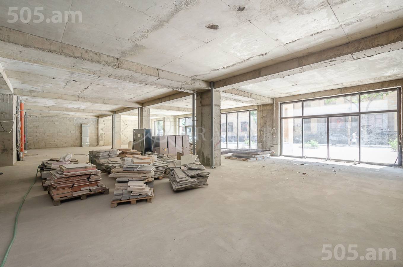 Снять коммерческoе помещение Арам ул, Центр Ереван, 150761