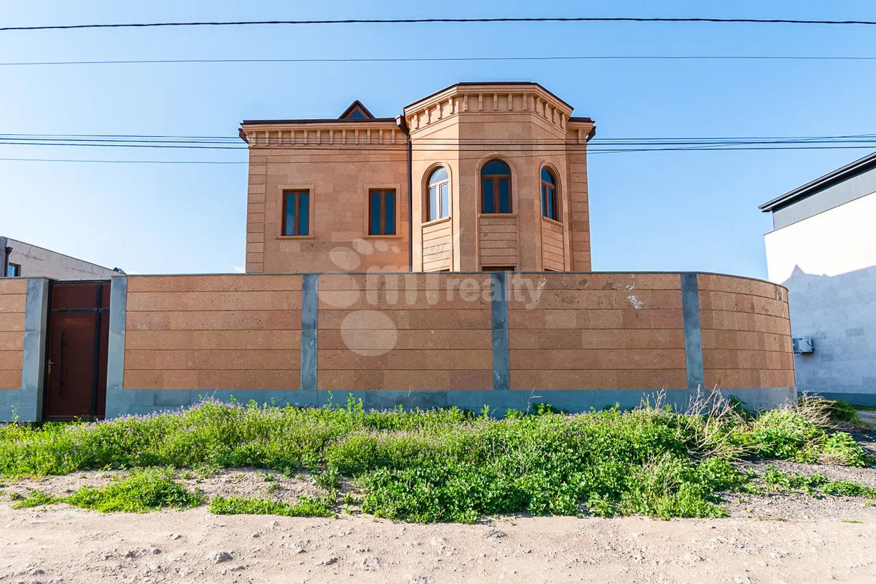 Առանձնատուն  Ղափանցյան փող, Արաբկիր Երևան, 160364