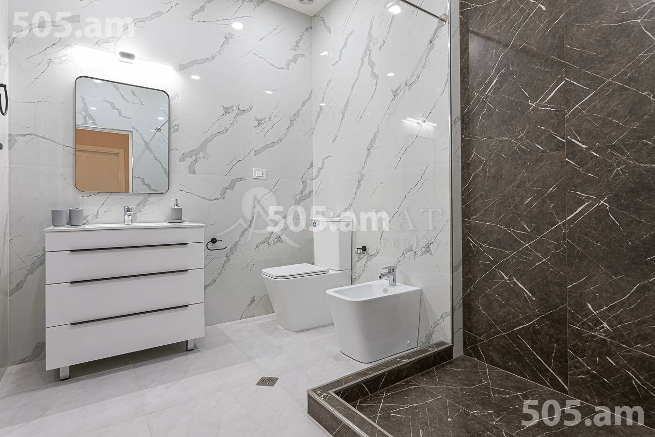 3 bedroom apartment for sale Aghbyur Serob St, Arabkir Yerevan, 156384