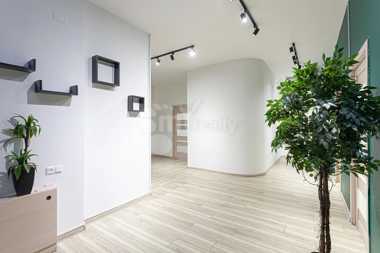 Commercial property for rent V.Papazyan St, Arabkir Yerevan, 160453