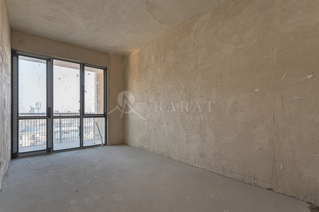 4 bedroom apartment for sale Rostom St, Center Yerevan, 158377