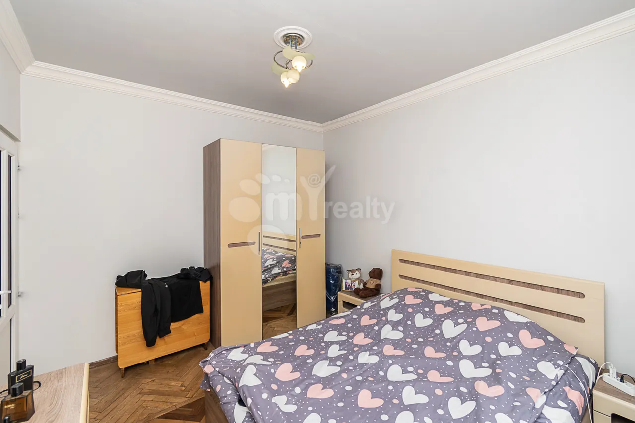 5 bedroom apartment for sale A. Avetisyan St, Arabkir Yerevan, 160759