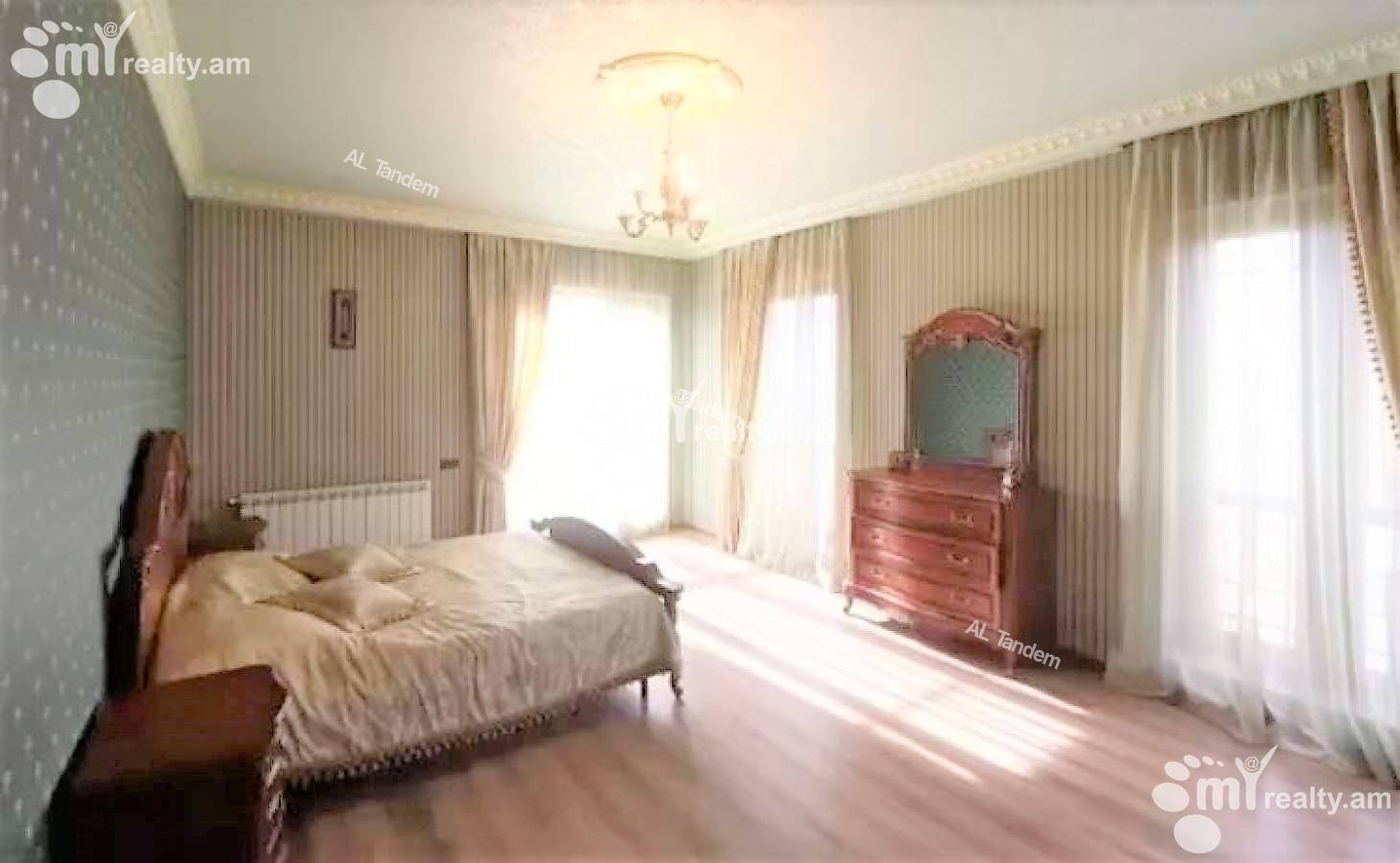 Купить дом Камарак ул, Канакер-Зейтун Ереван, 128010