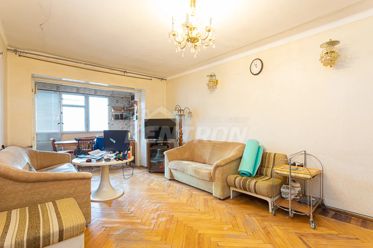 3 bedroom apartment for sale Buzand St, Center Yerevan, 158422