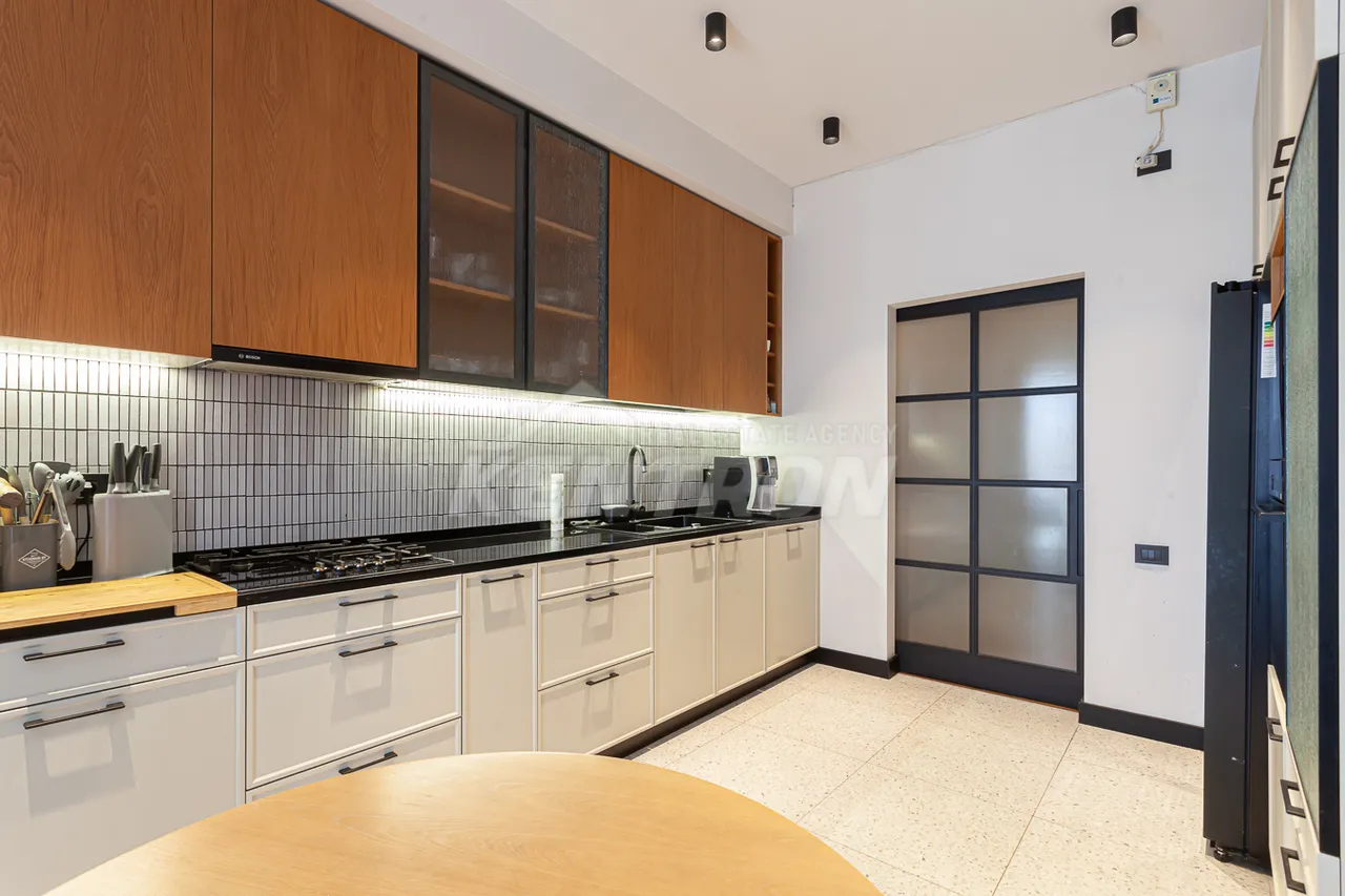 4 bedroom apartment for sale Davtashen 1 district, Dawtaschen Yerevan, 157365