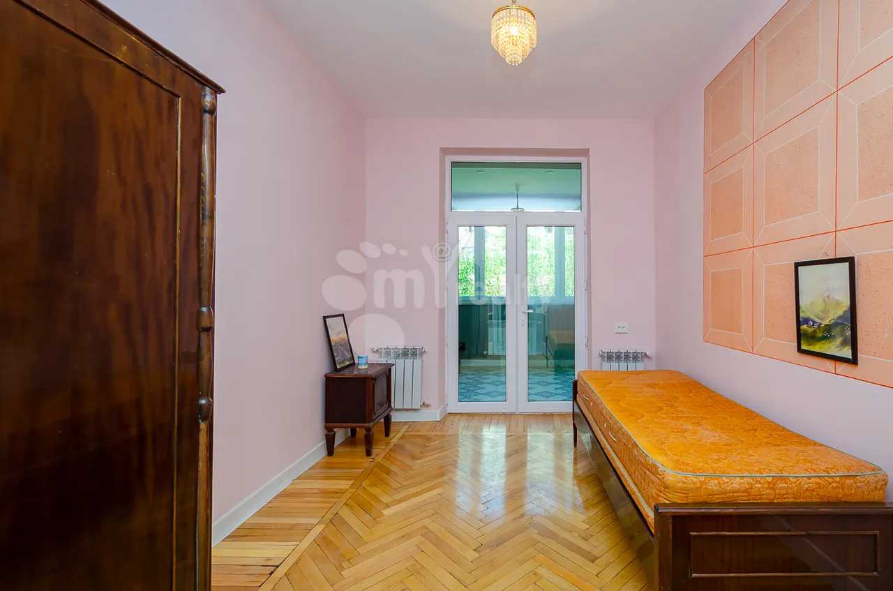 3 bedroom apartment for sale خیابان ساریان, مرکز شهر ایروان, 161625