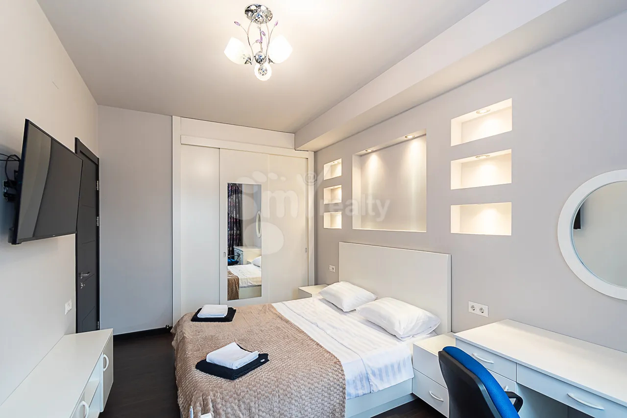 3 bedroom apartment for rent Armenak Armenakyan St, Norque Marache Yerevan, 159454