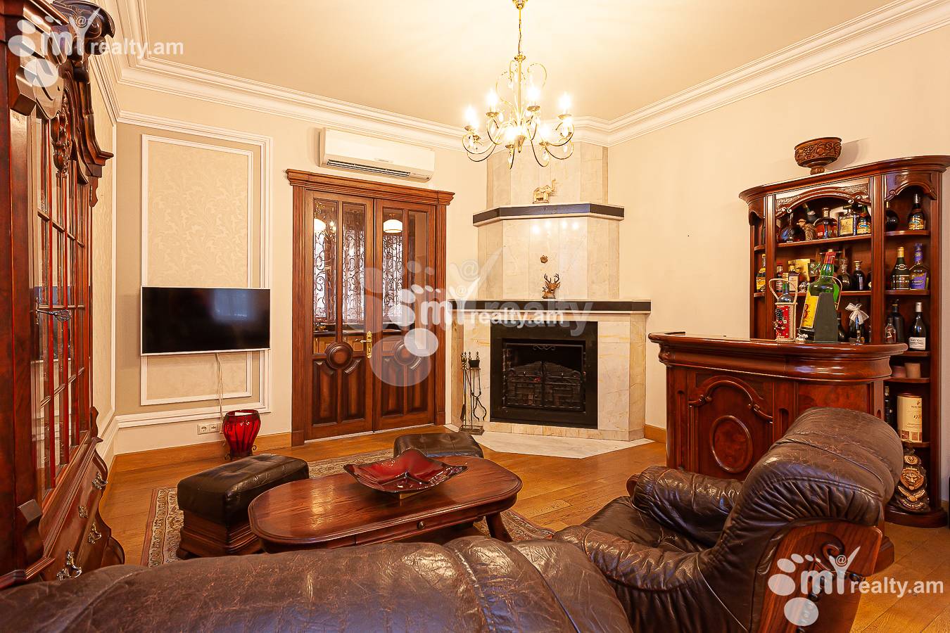 6 bedroom apartment for rent rue d'Amiryan, Center Yerevan, 150506