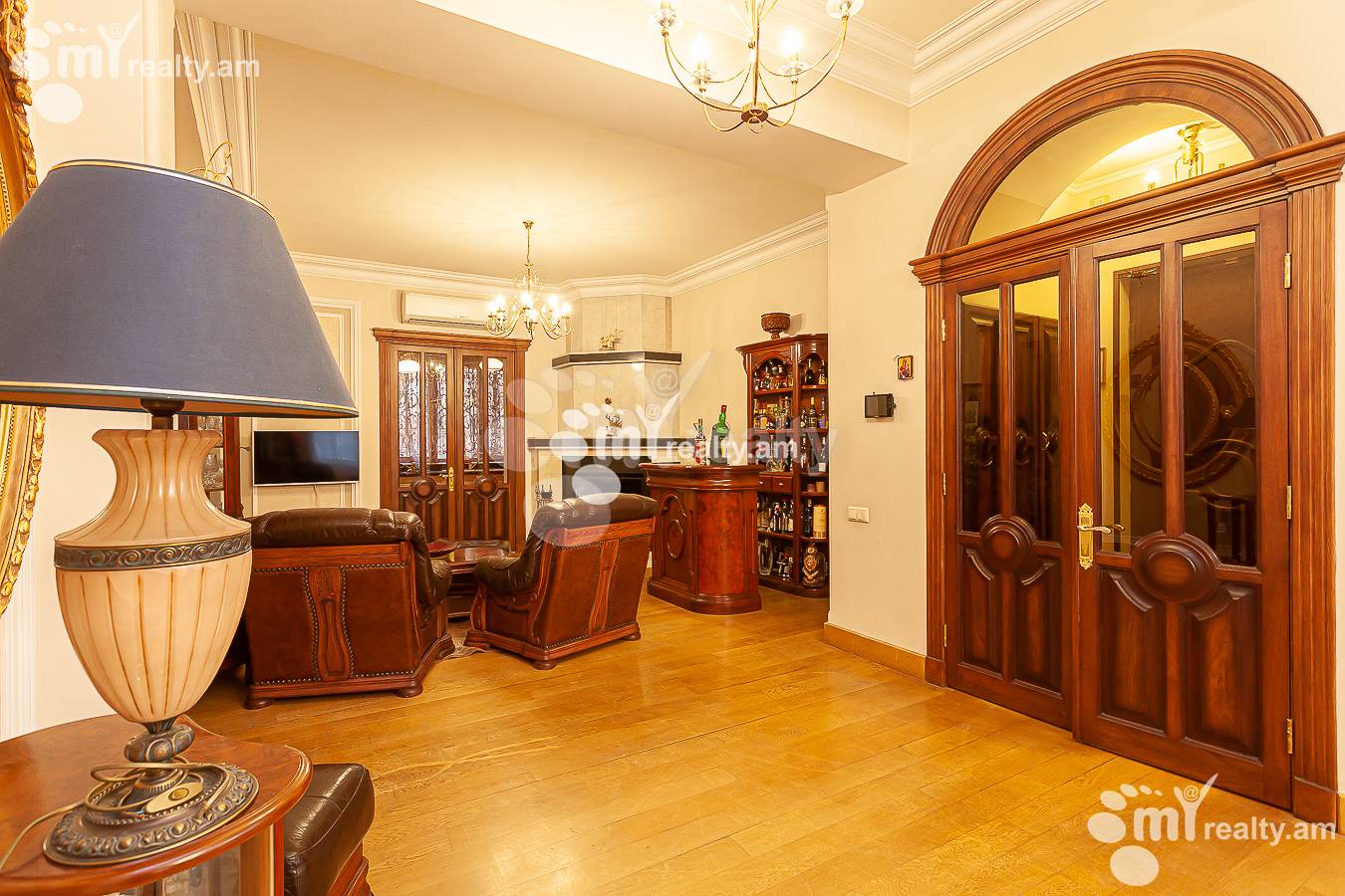 6 bedroom apartment for rent rue d'Amiryan, Center Yerevan, 150506