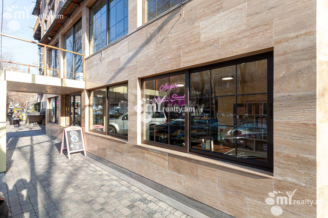 Commercial for sale خیابان کومیتاس, عربگیر ایروان, 155497