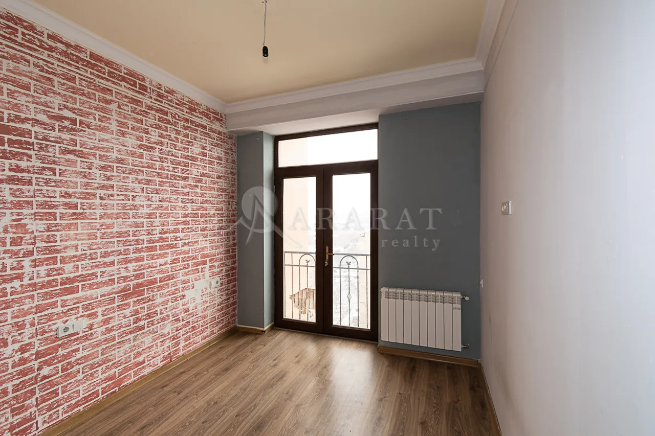4 bedroom apartment for sale Sasna Тsrer St, Davtachène Yerevan, 159007