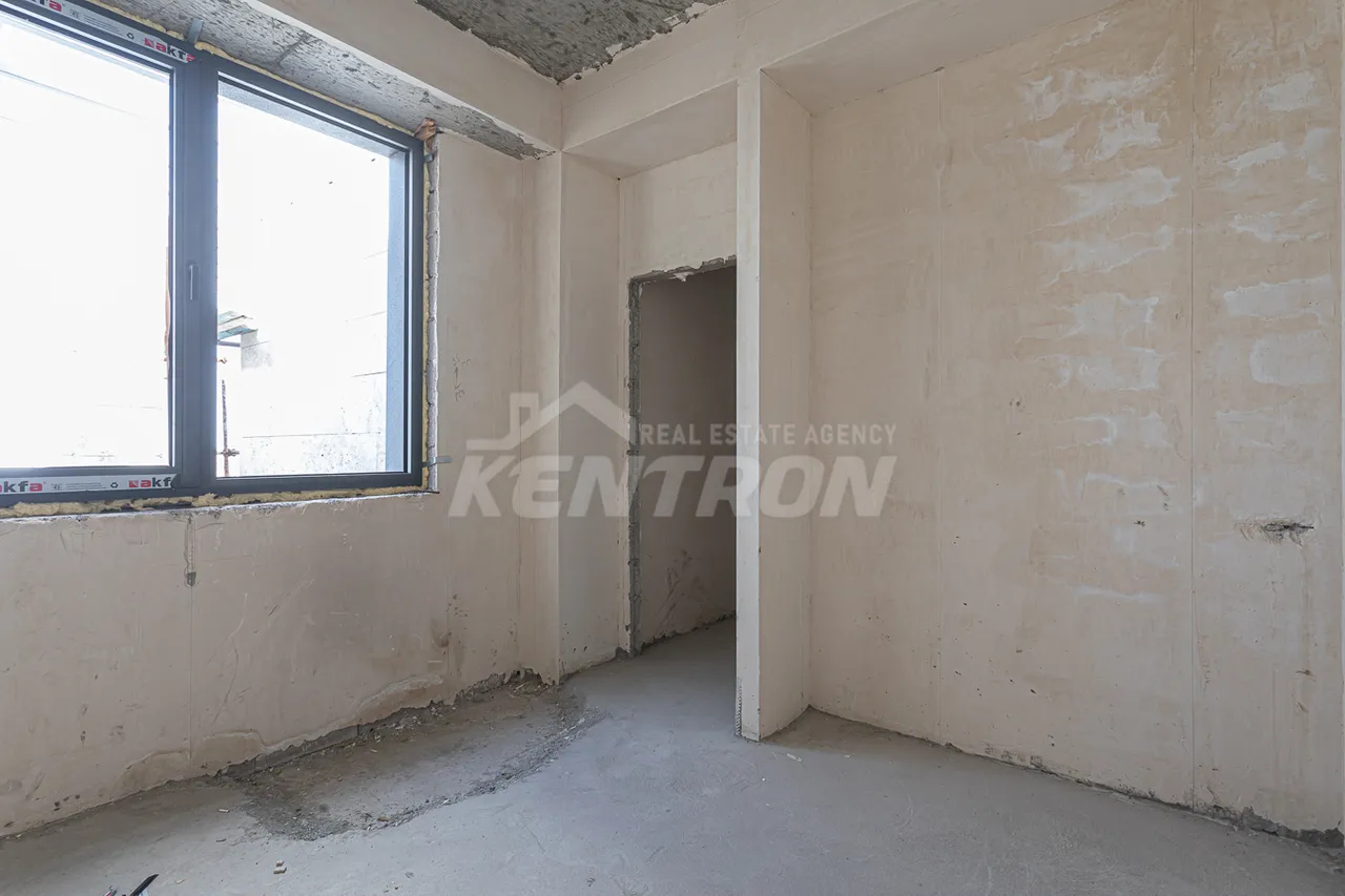 3 bedroom apartment for sale خیابان هالابیان, آچاپنیاک ایروان, 157791