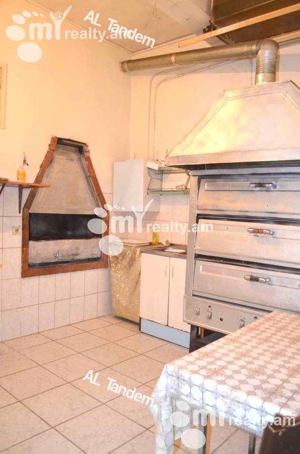 Կոմերցիոն տարածք  Տիգրան Մեծի պող, Կենտրոն Երևան, 122891