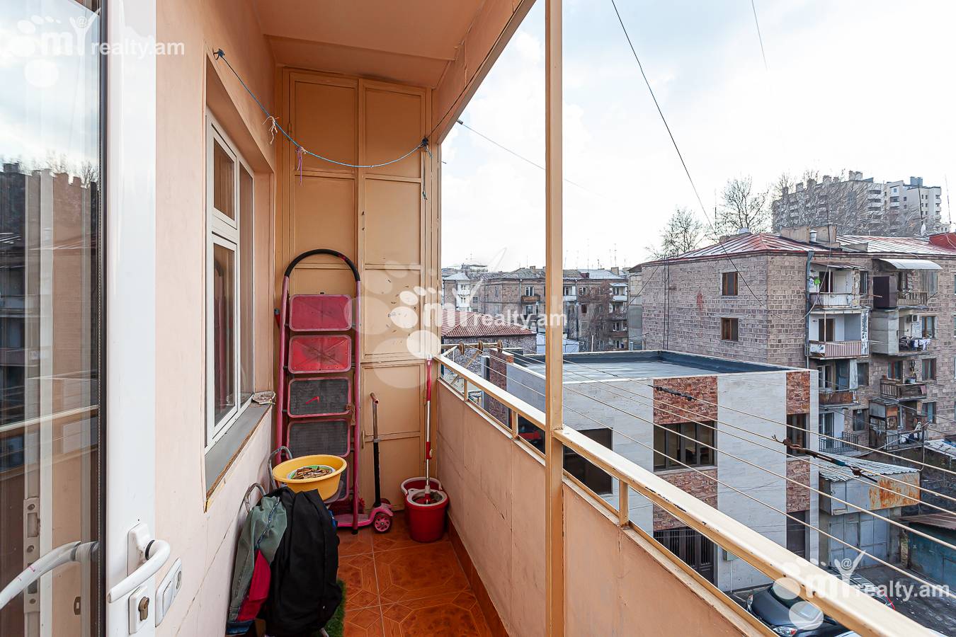 4 սենյականոց բնակարան  Վ.Փափազյան փող, Արաբկիր Երևան, 145108