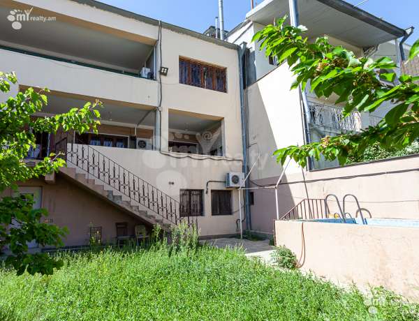 house-for-sale/Barbyus+St/Arabkir/Yerevan