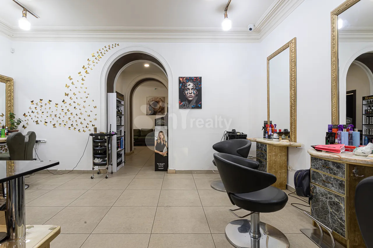 Commercial property for sale Mashtots Ave, Center Yerevan, 158298