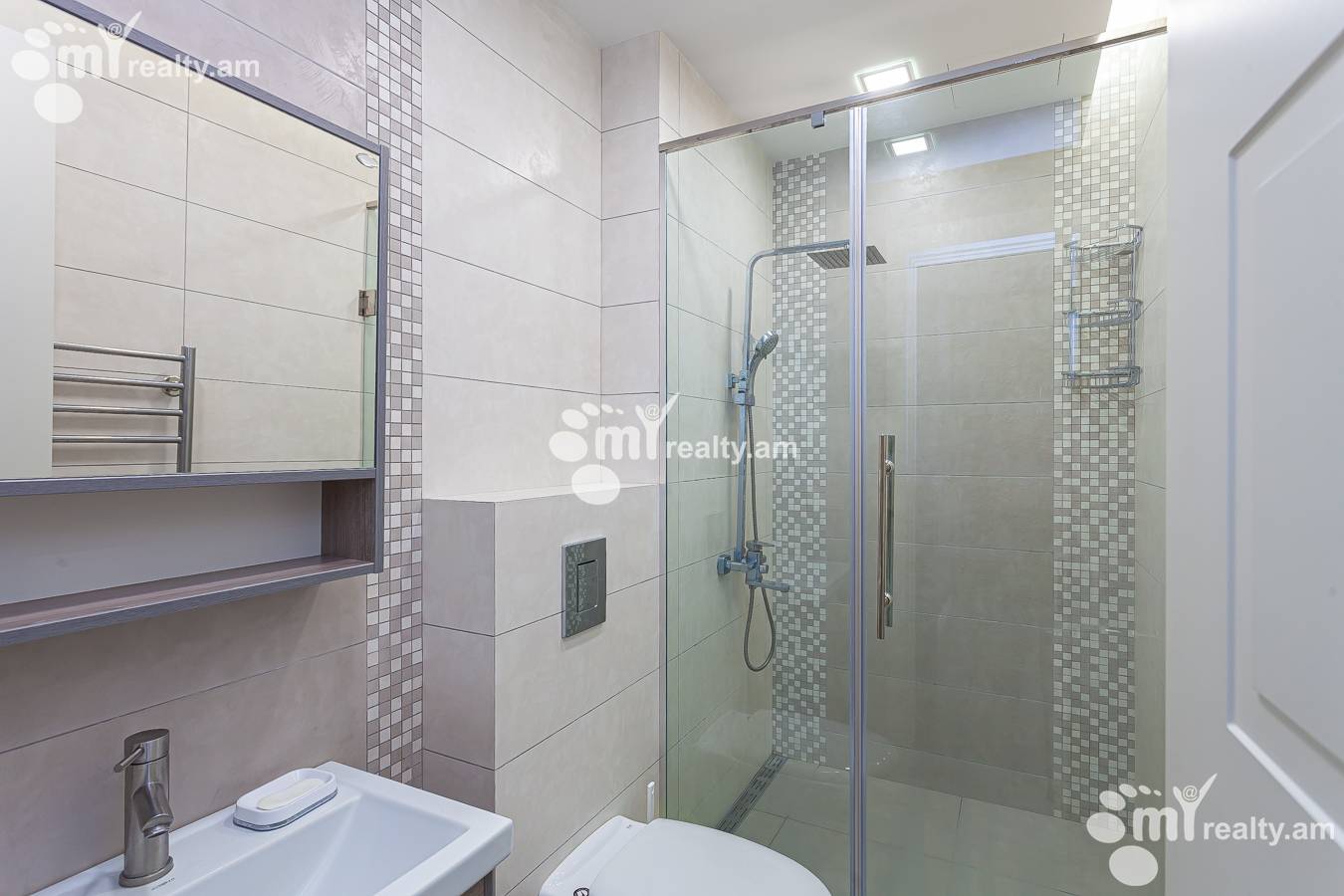 4 bedroom apartment for sale خیابان مالخاسیانتس, عربگیر ایروان, 152404