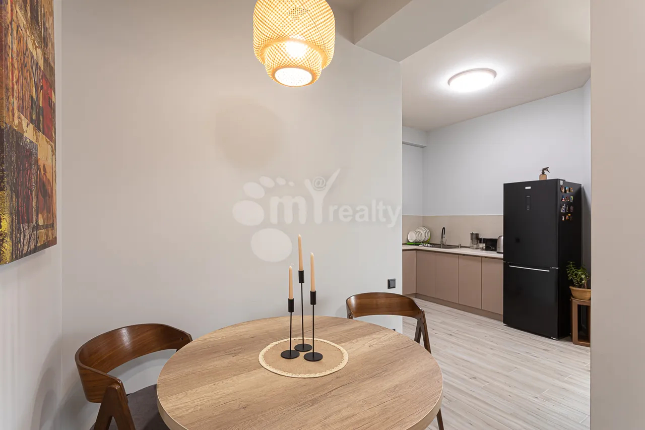 3 սենյականոց բնակարան  Ադոնց փող, Արաբկիր Երևան, 159950