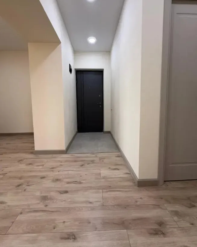 3 սենյականոց բնակարան  Կիևյան փող 1ին նր, Արաբկիր Երևան, 161573