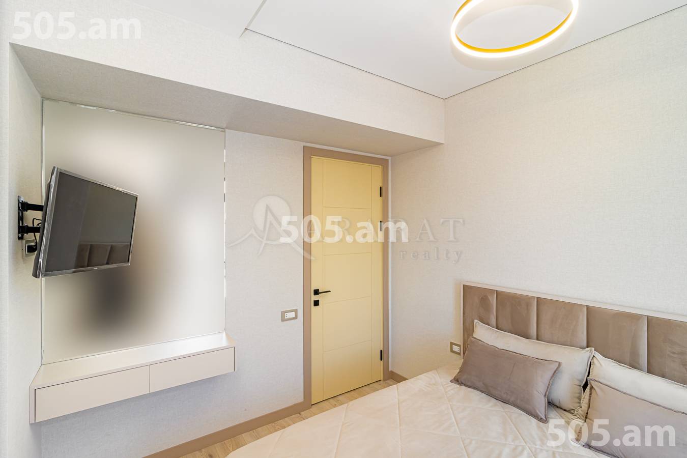 2 bedroom apartment for sale خیابان آزاتوتیان, عربگیر ایروان, 151125